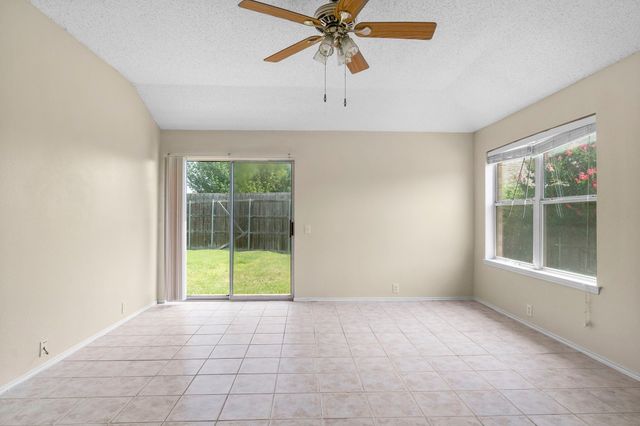 3300 Creekwood Drive, Wylie, TX 75098