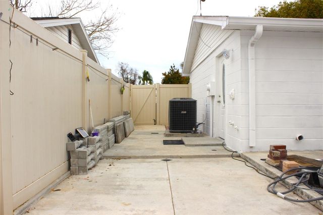 6314 SEABREEZE DRIVE, Port Richey, FL 34668