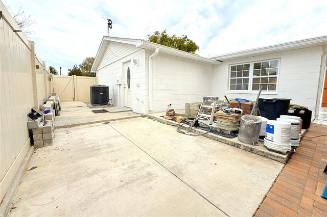 6314 SEABREEZE DRIVE, Port Richey, FL 34668