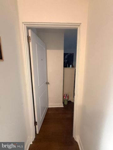 608 BROADWAY, Westville, NJ 08093