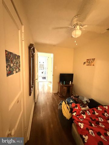 608 BROADWAY, Westville, NJ 08093