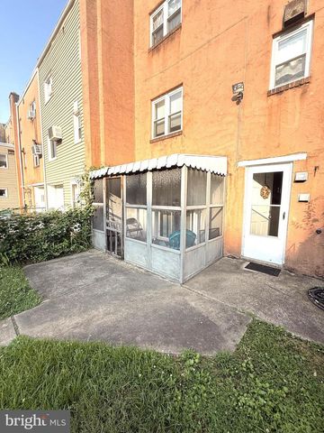 608 BROADWAY, Westville, NJ 08093