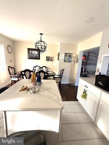 608 BROADWAY, Westville, NJ 08093