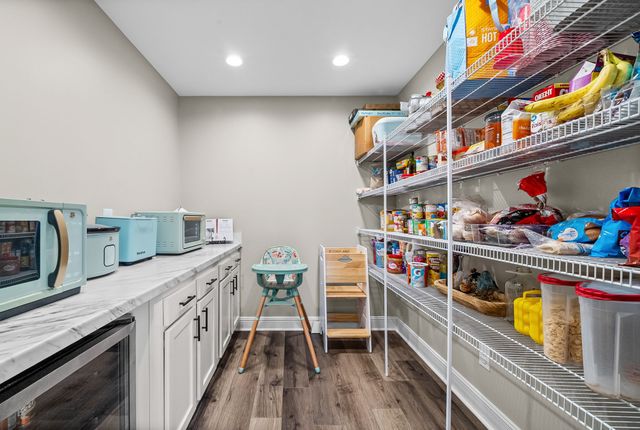 525 N Ridge Dr, Hopkinsville, KY 42240