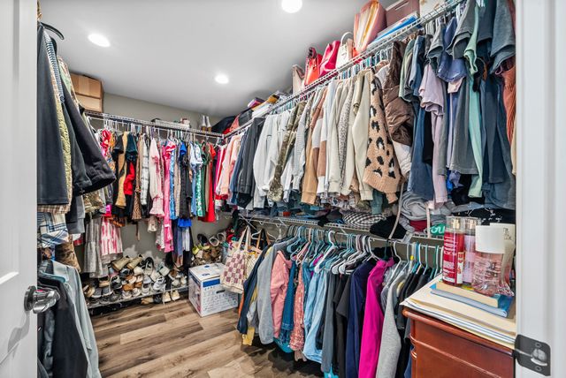 525 N Ridge Dr, Hopkinsville, KY 42240