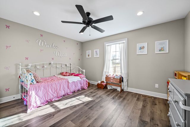 525 N Ridge Dr, Hopkinsville, KY 42240