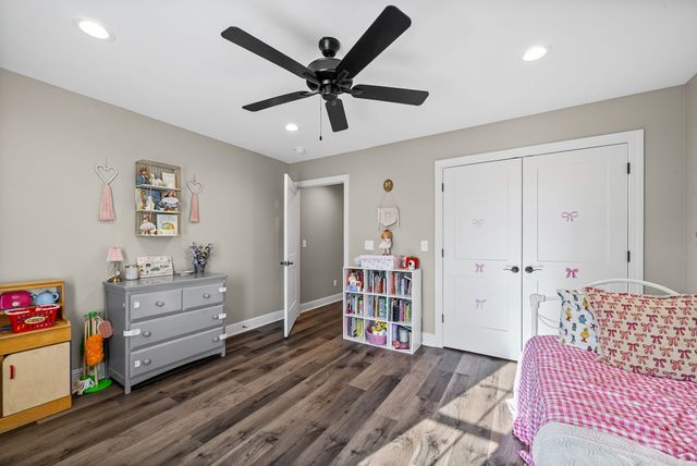 525 N Ridge Dr, Hopkinsville, KY 42240