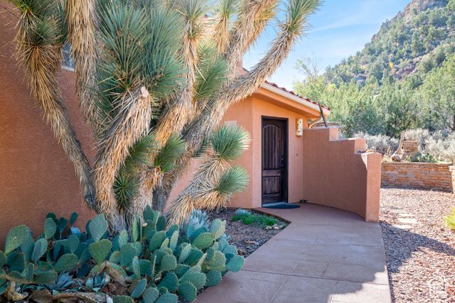 1535 W MCINTOSH CIR, Apple Valley, UT 84737