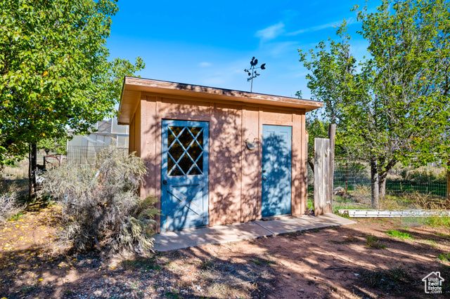 1535 W MCINTOSH CIR, Apple Valley, UT 84737