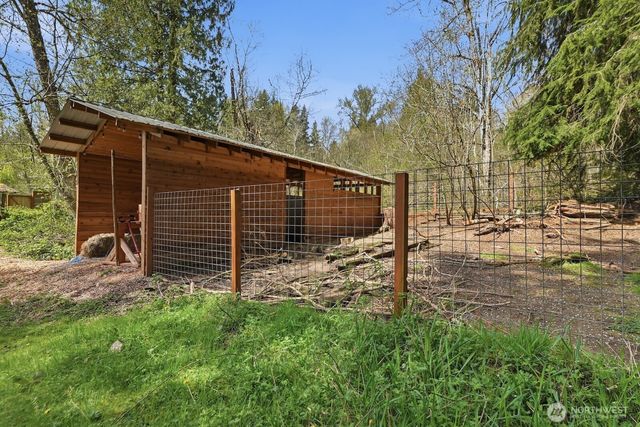 11617 Fay Road NE, Carnation, WA 98014