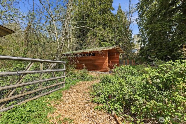 11617 Fay Road NE, Carnation, WA 98014