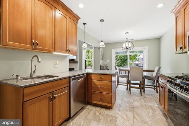 9 EMILY CT, Robbinsville, NJ 08691