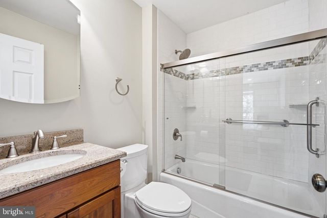 9 EMILY CT, Robbinsville, NJ 08691