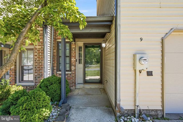 9 EMILY CT, Robbinsville, NJ 08691