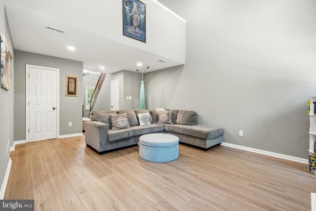 9 EMILY CT, Robbinsville, NJ 08691