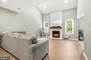 9 EMILY CT, Robbinsville, NJ 08691