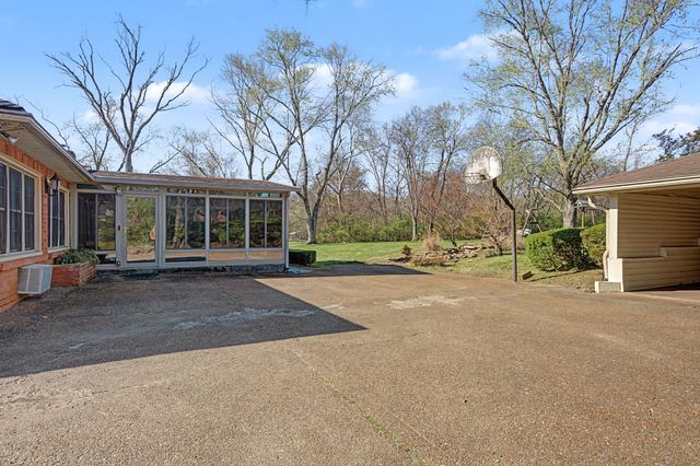 4659 Clarksville Pike, Nashville, TN 37218