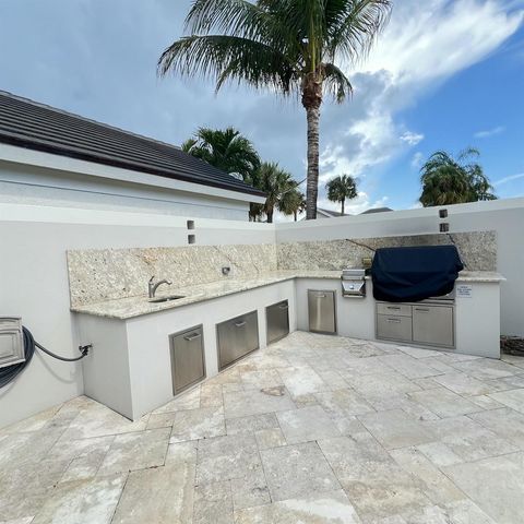 10507 SE Terrapin Place E-203, Tequesta, FL 33469