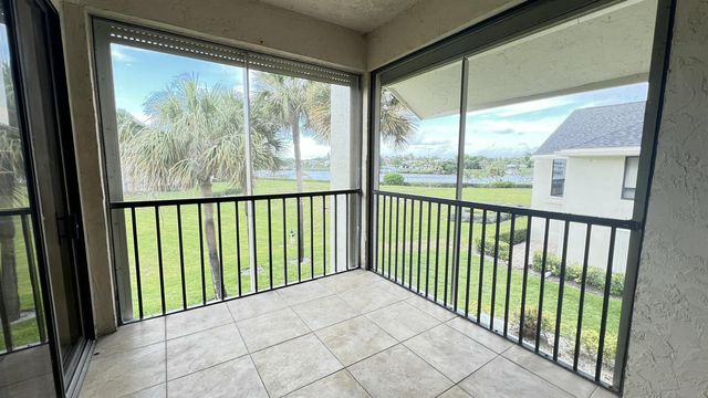 10507 SE Terrapin Place E-203, Tequesta, FL 33469