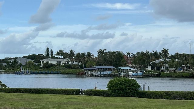 10507 SE Terrapin Place E-203, Tequesta, FL 33469