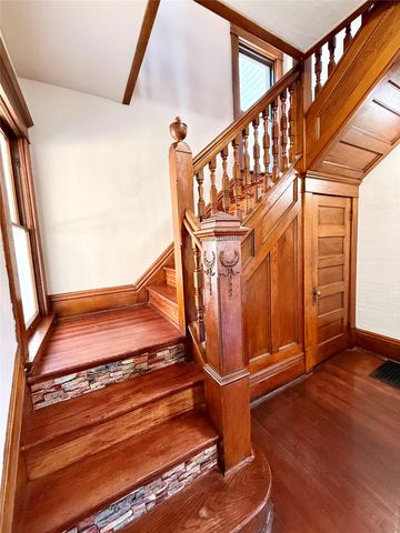 206 2nd Street NE, Mitchellville, IA 50169