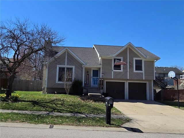 1800 Patricia Drive, Kearney, MO 64060