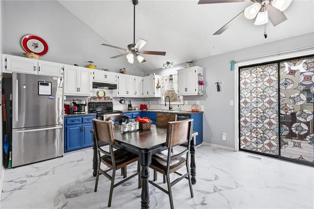 1800 Patricia Drive, Kearney, MO 64060