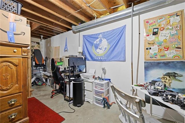 1800 Patricia Drive, Kearney, MO 64060