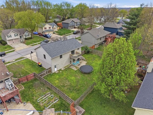 1800 Patricia Drive, Kearney, MO 64060