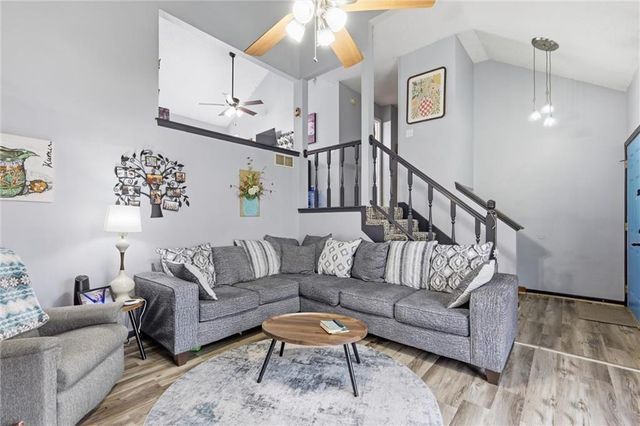 1800 Patricia Drive, Kearney, MO 64060