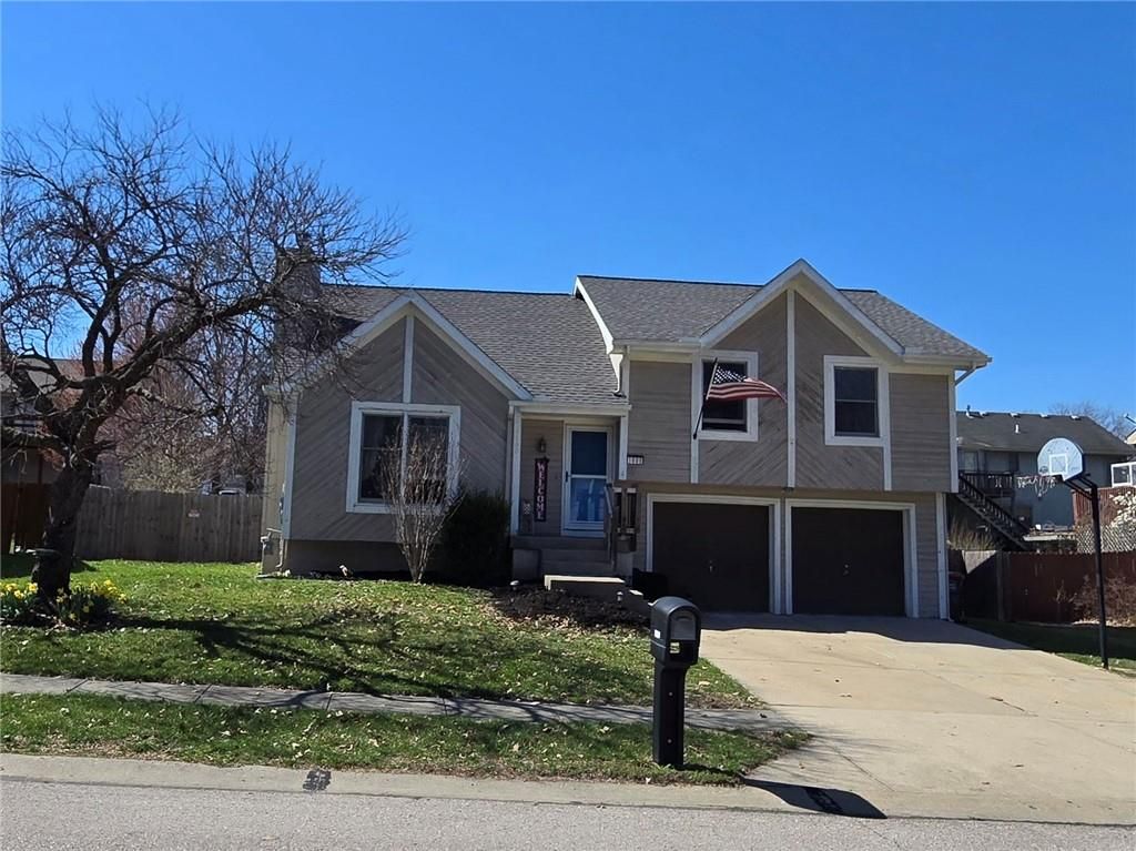 1800 Patricia Drive, Kearney, MO 64060