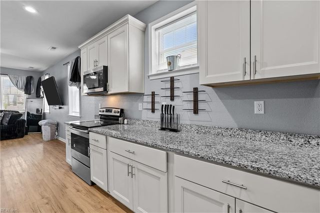 857 A AVE, Norfolk, VA 23504