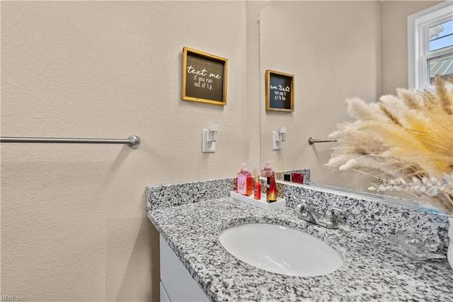 857 A AVE, Norfolk, VA 23504