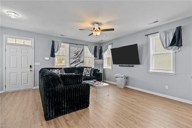 857 A AVE, Norfolk, VA 23504