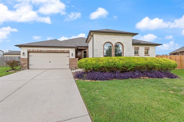 123 Carriage Court, Magnolia, TX 77354