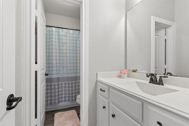123 Carriage Court, Magnolia, TX 77354