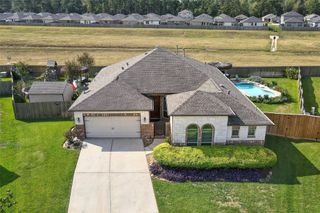 123 Carriage Court, Magnolia, TX 77354