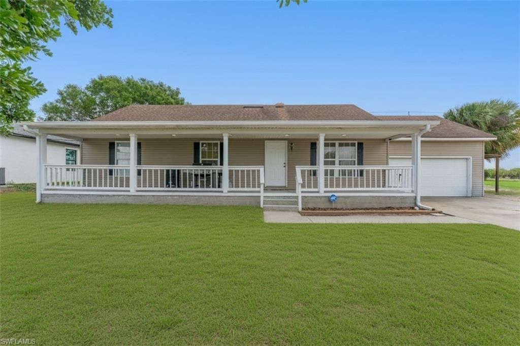 1500 Jay TER, LABELLE, FL 33935 — exterior