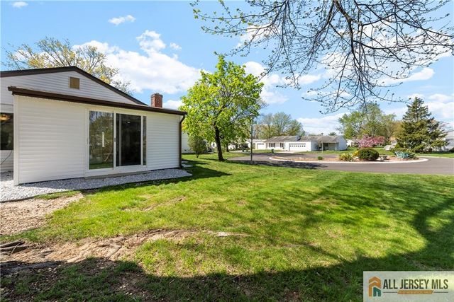 265 Crosse Drive 265A, Monroe, NJ 08831