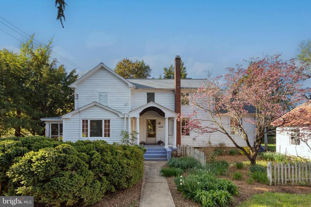 2200 ENTERPRISE RD, Bowie, MD 20721