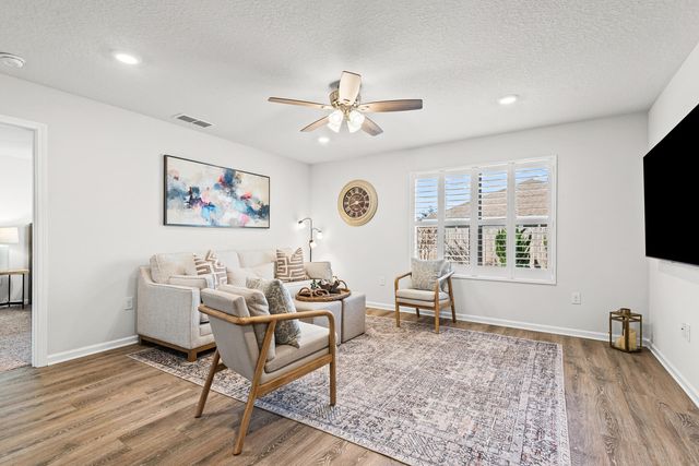 412 Scarborough Street, Crestview, FL 32539