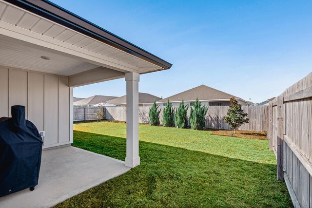 412 Scarborough Street, Crestview, FL 32539