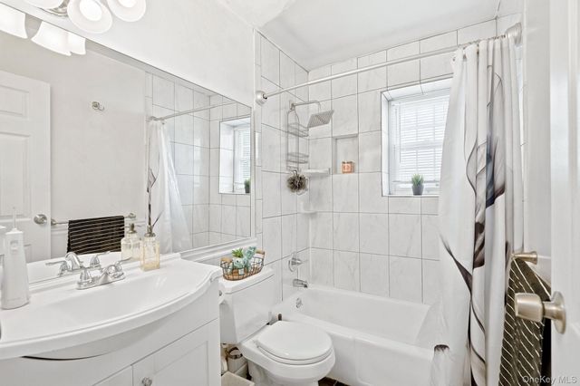 61 Lorraine Terrace 246, Mount Vernon, NY 10553