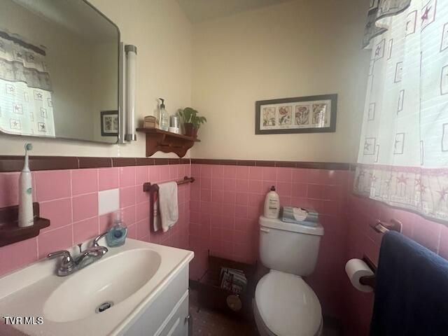 8 Hemlock Street, Bristol, TN 37620