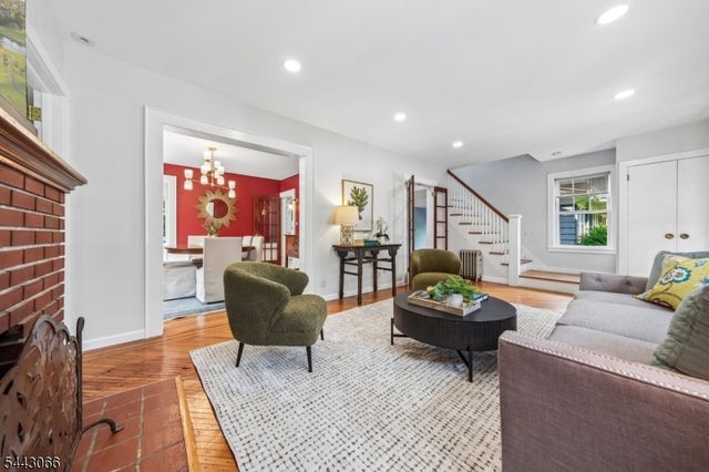 65 Tuscan Rd, Maplewood Twp., NJ 07040