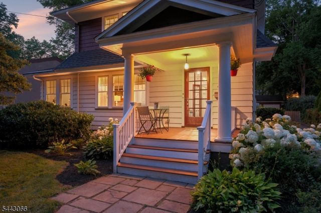 65 Tuscan Rd, Maplewood Twp., NJ 07040