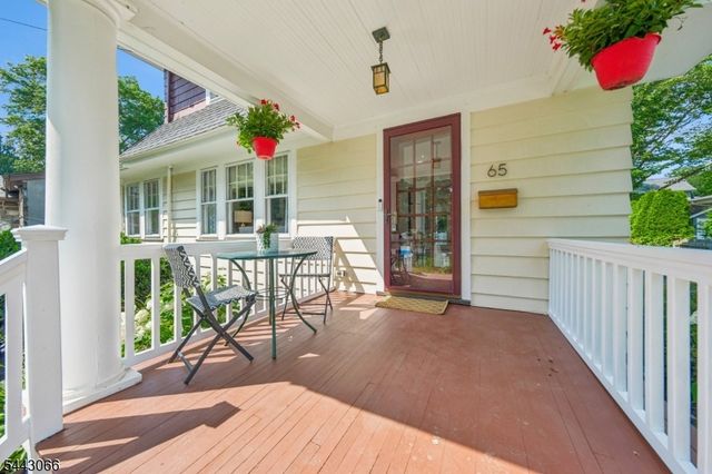 65 Tuscan Rd, Maplewood Twp., NJ 07040