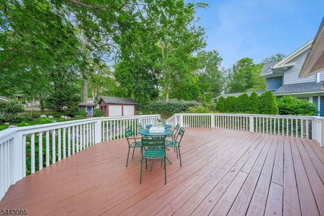 65 Tuscan Rd, Maplewood Twp., NJ 07040