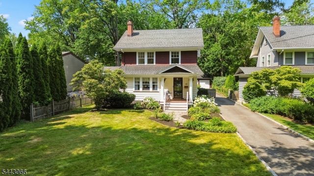 65 Tuscan Rd, Maplewood Twp., NJ 07040