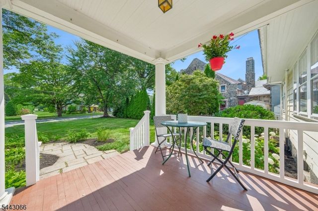 65 Tuscan Rd, Maplewood Twp., NJ 07040